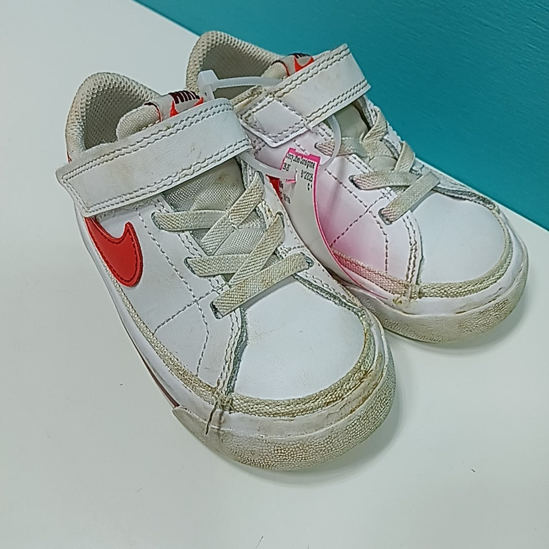 Nike 7C Tennis Shoes
