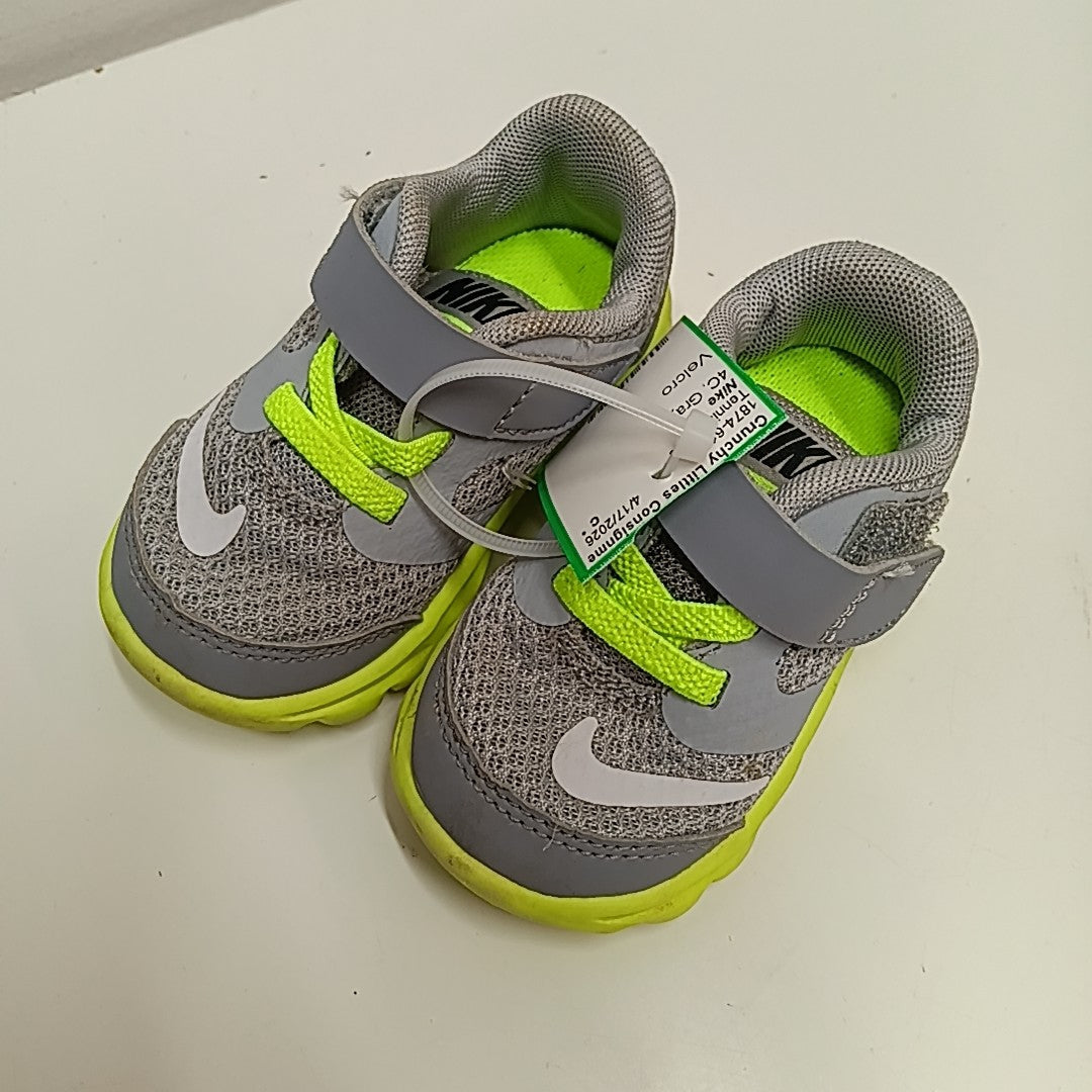 Nike 4C Tennis Shoes