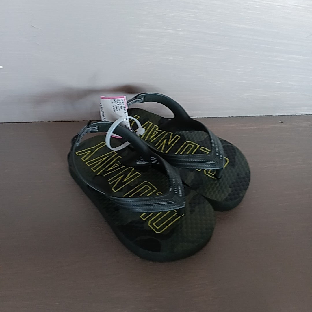 Old Navy 6C Flip Flops