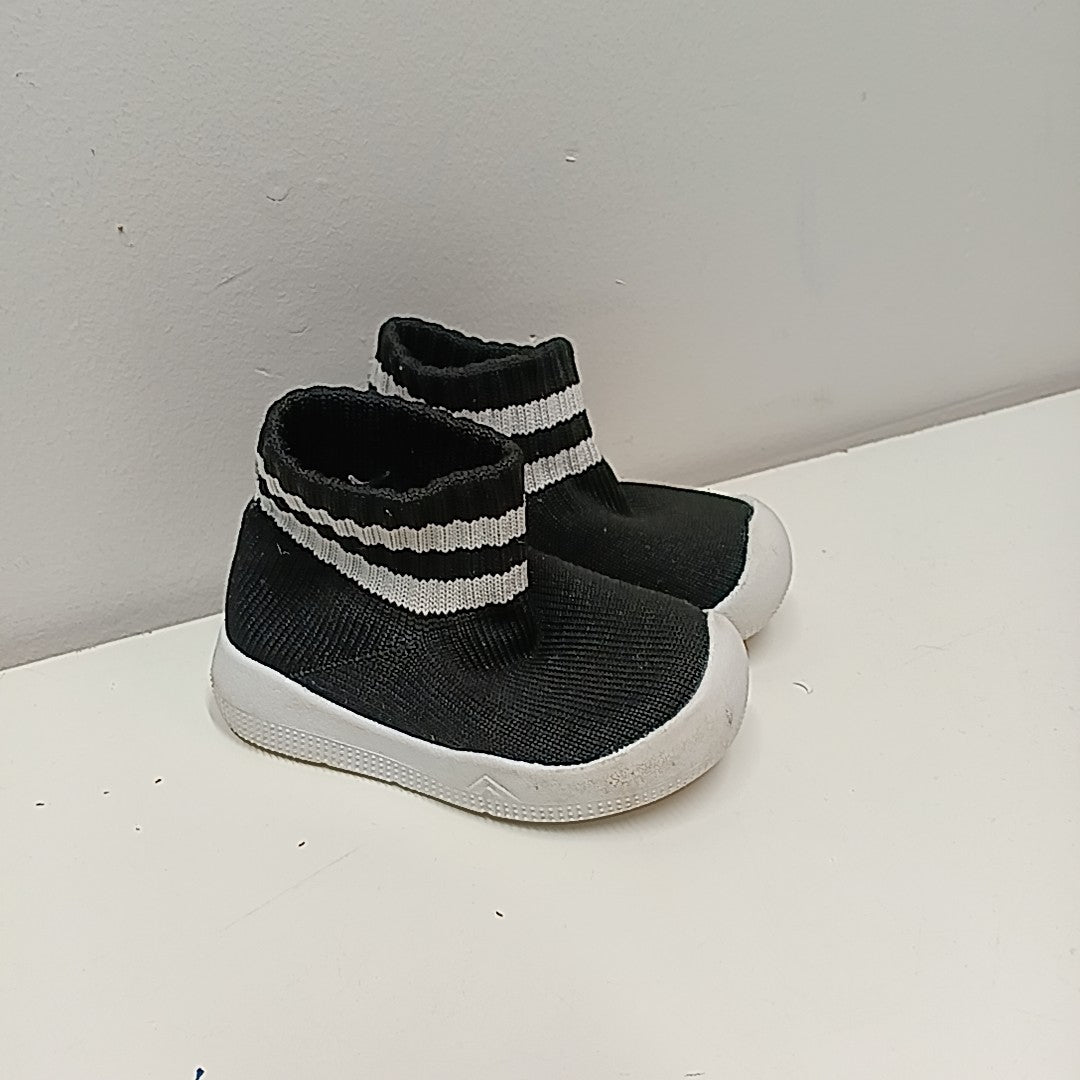 Engtoy 5C Crib Shoes