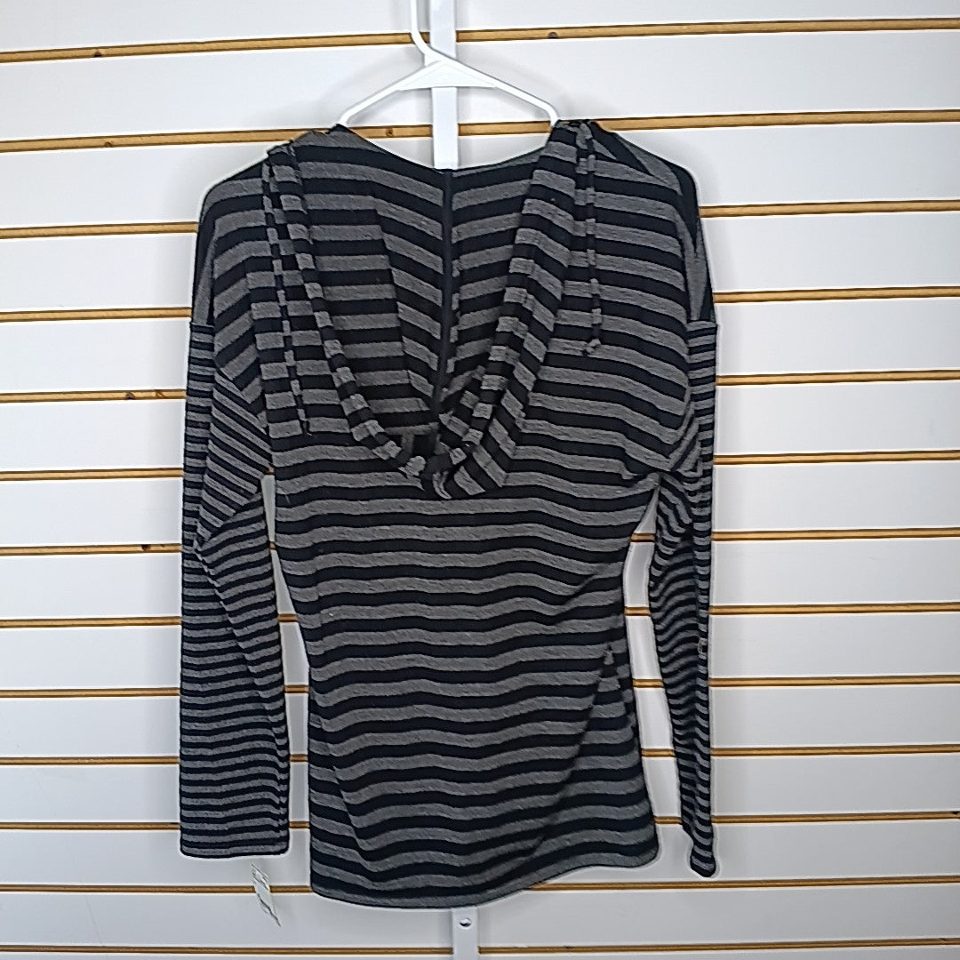 Motherhood Maternity Size S MAT Nursing Top