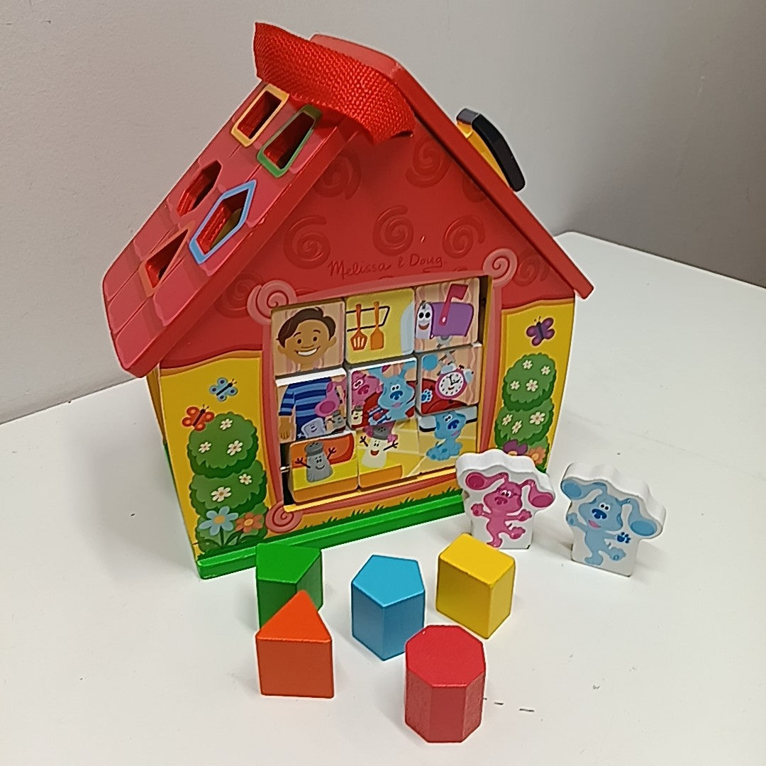 Melissa and Doug Action Set