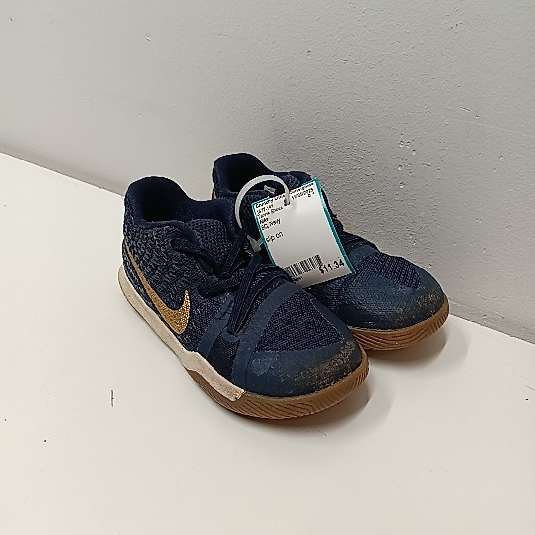 Nike 8C Tennis Shoes