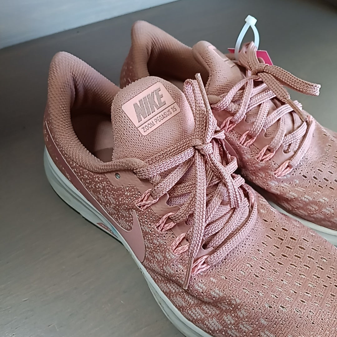 Nike 8 Sneakers