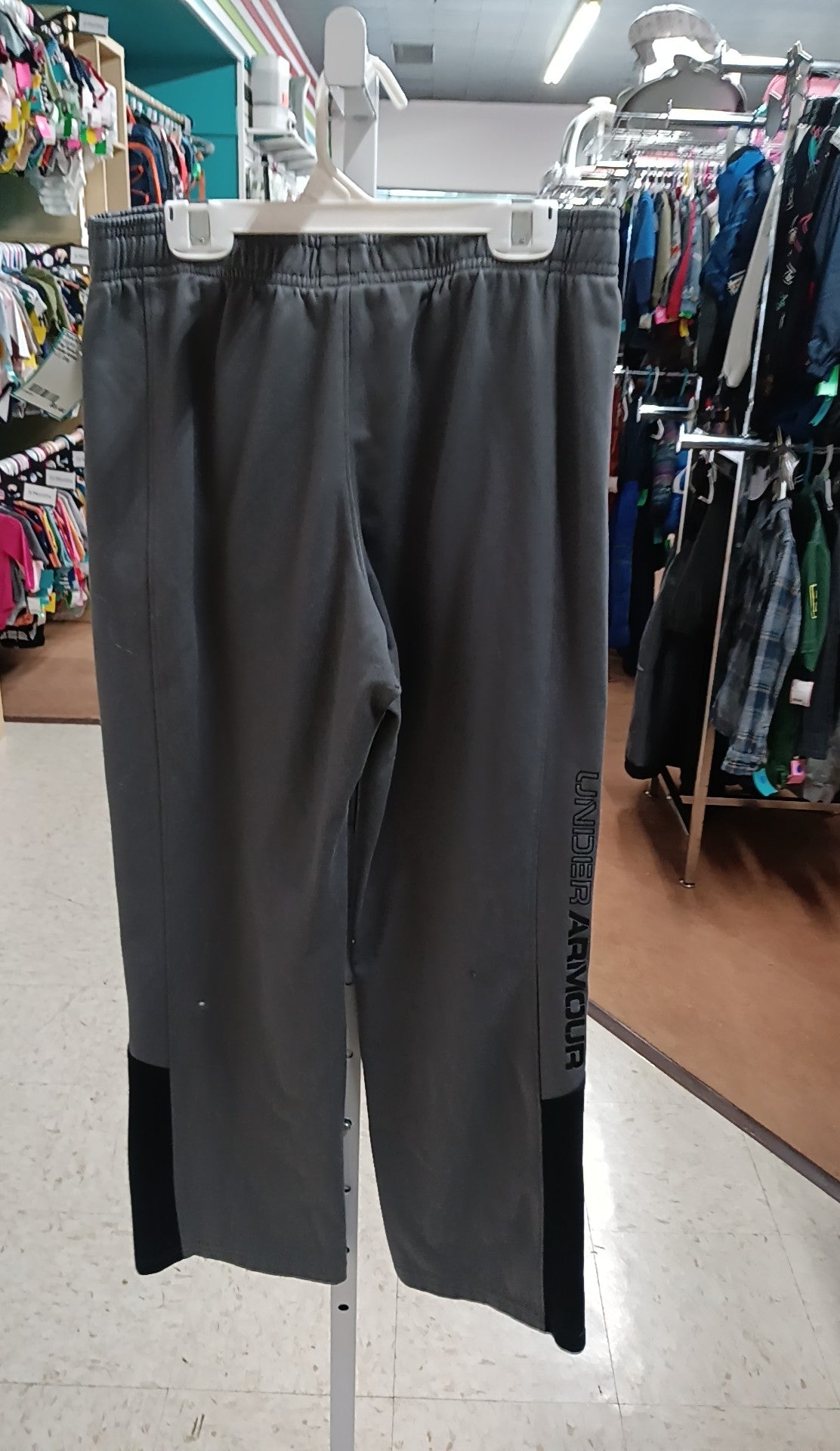 Under Armour YLG Play Pants/Sweatpants