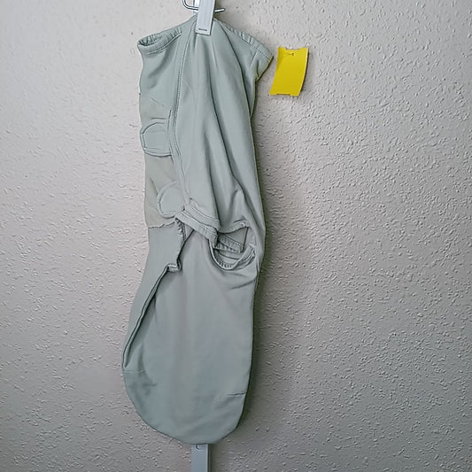 Comfy Cubs Swaddle