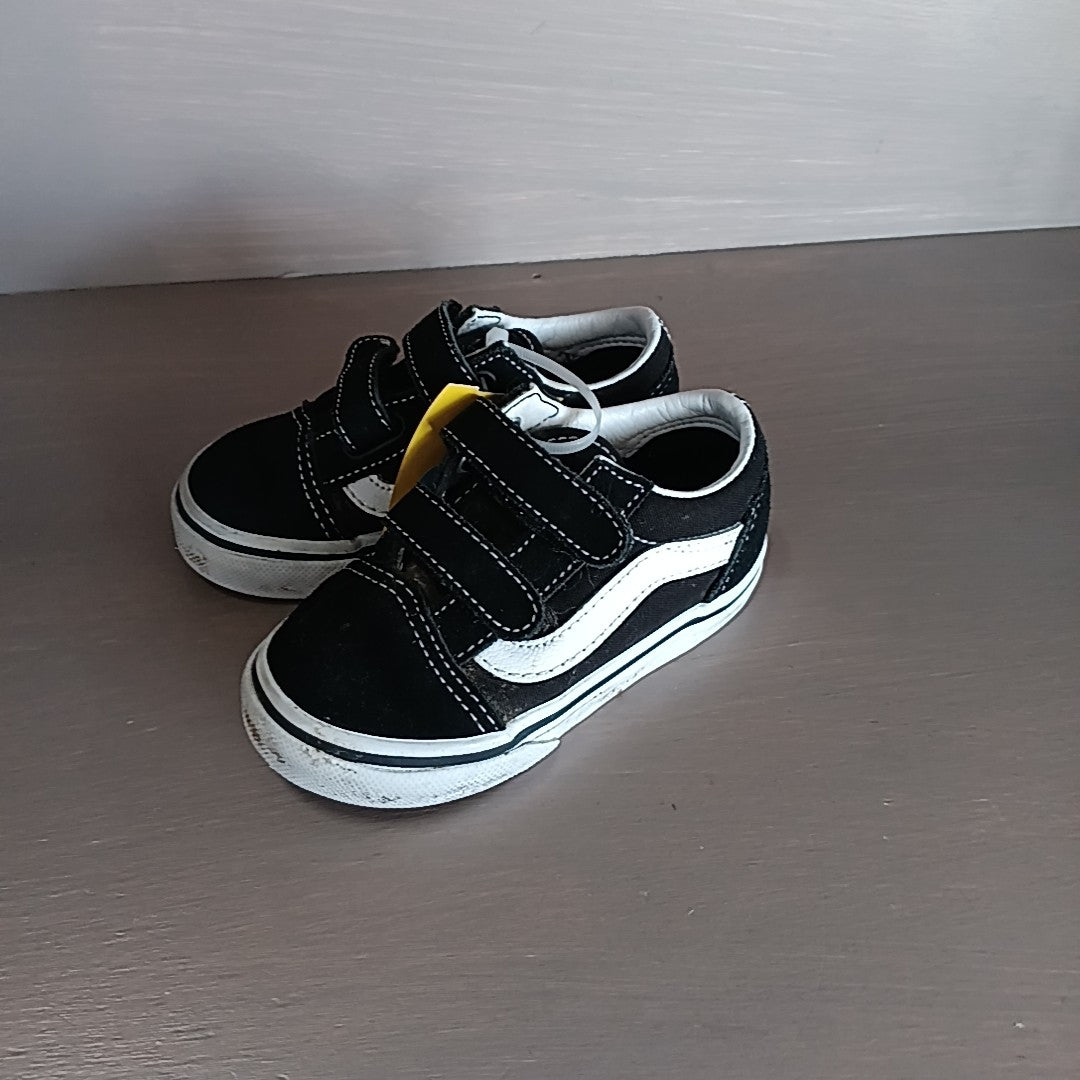 Vans 7C Tennis Shoes