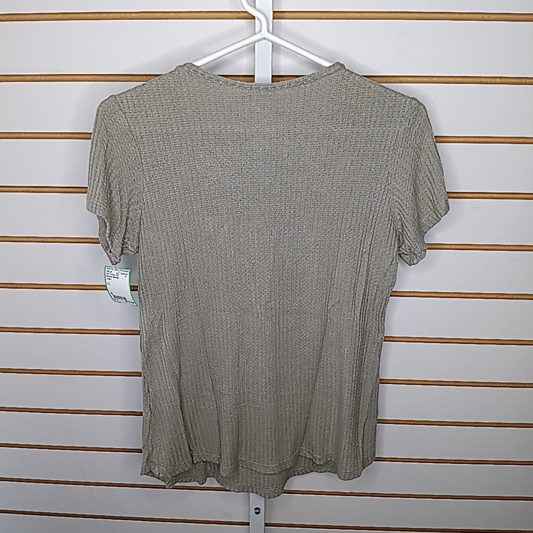 Kindred Bravely Size S MAT Nursing Top