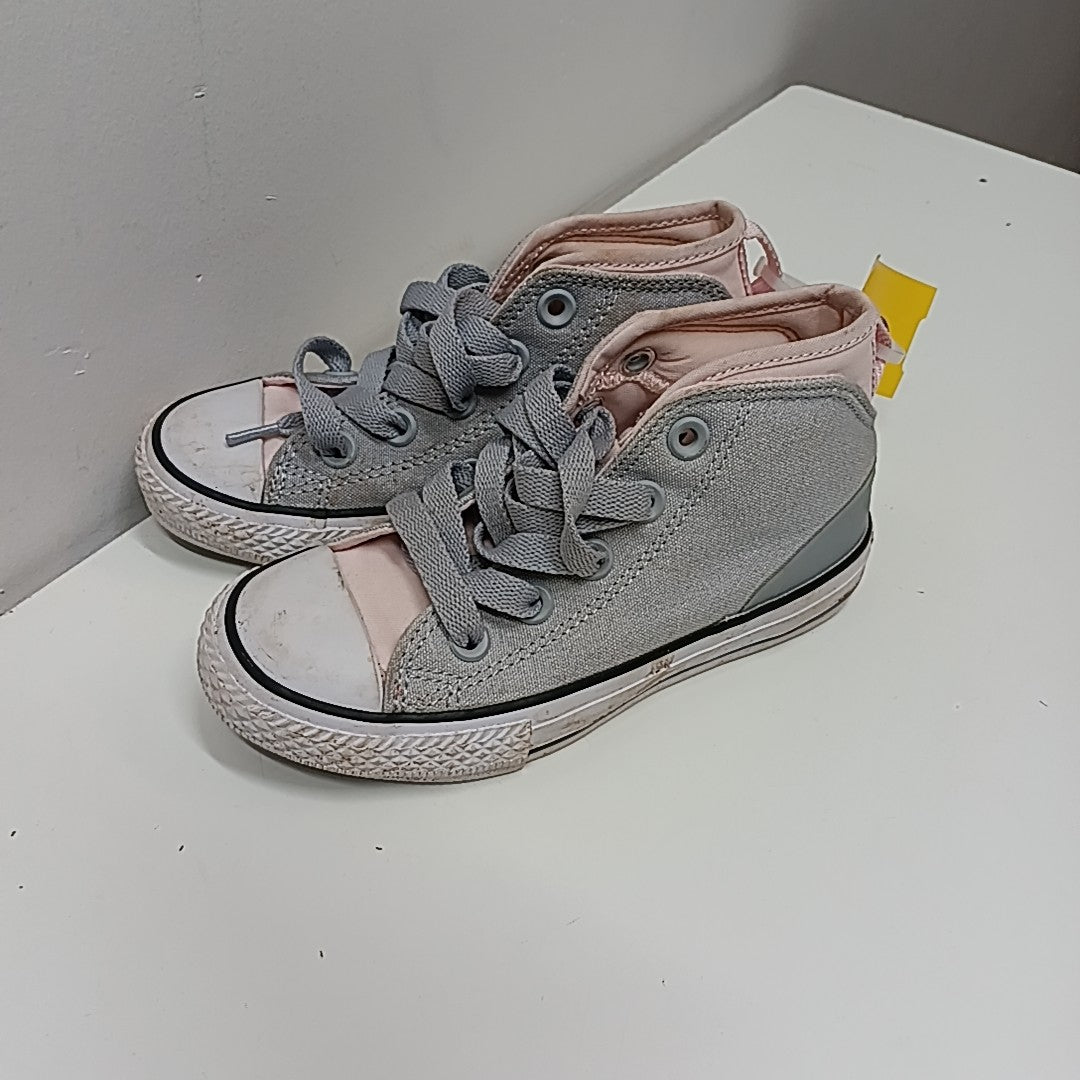 Converse 11C Tennis Shoes