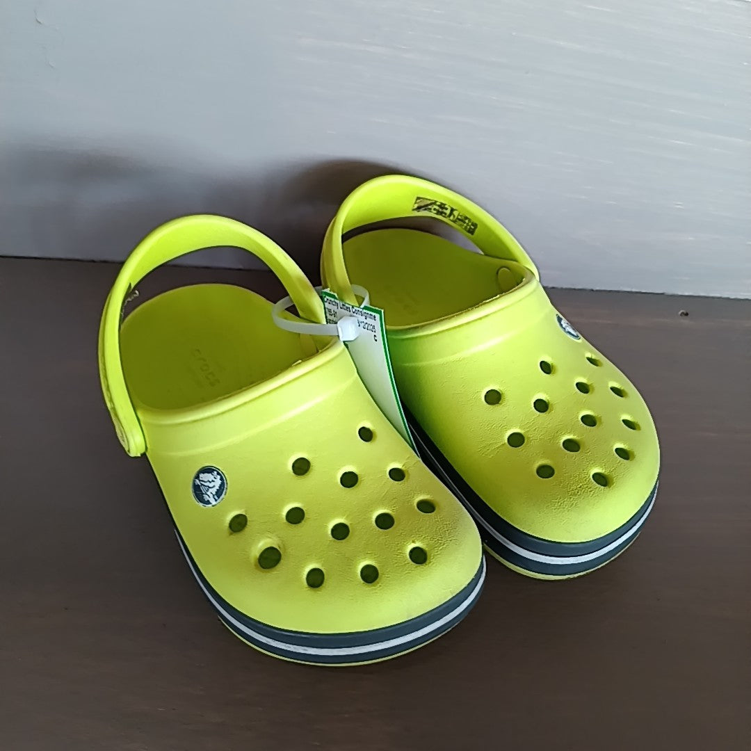 Crocs 7C Sandals