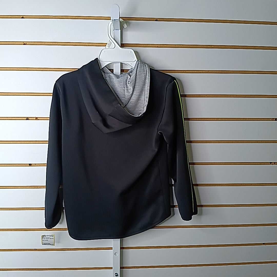 8 Sweater/Sweatshirt