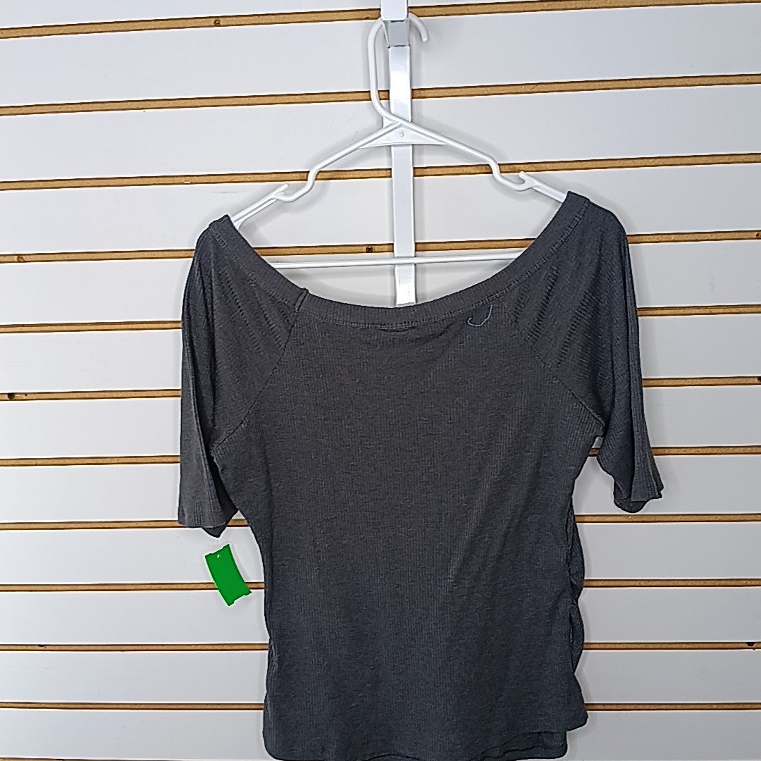 Old Navy Size L MAT Shirt