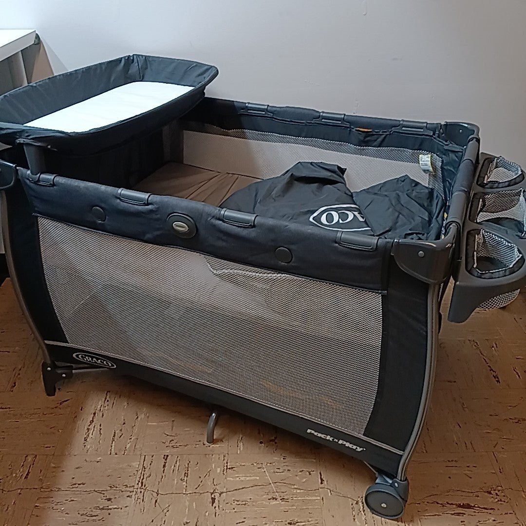 Graco Play Pen