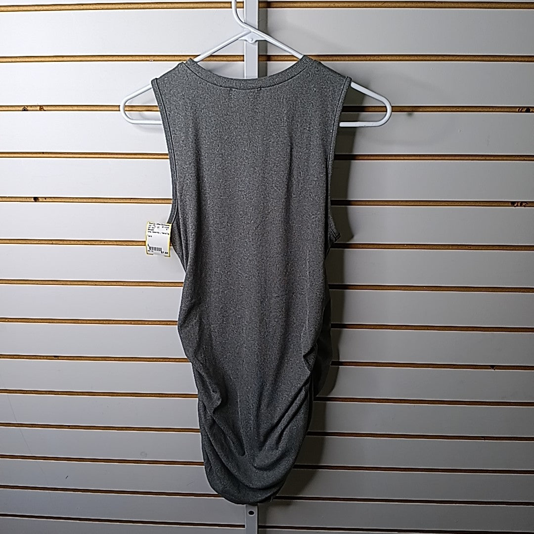 Ekouaer Size L MAT Shirt