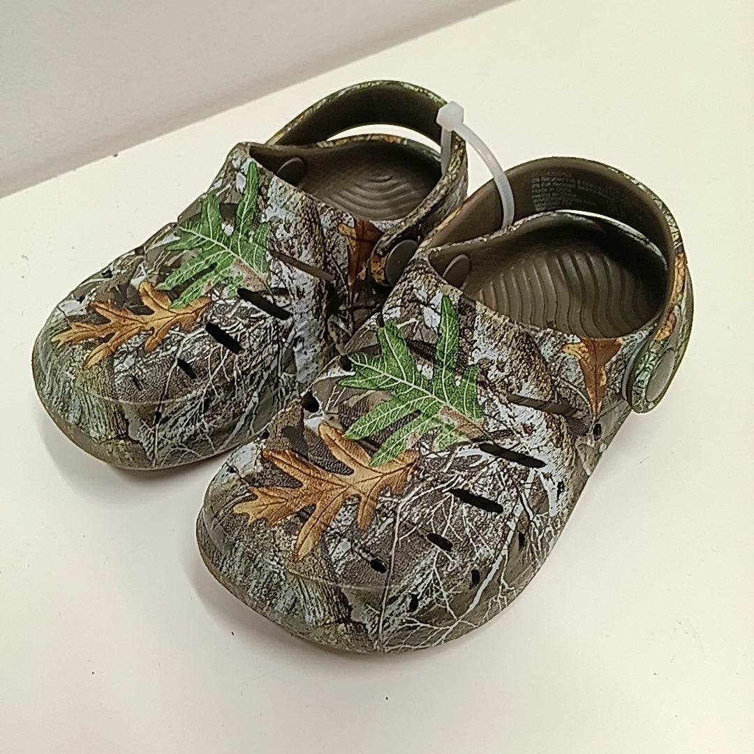 Rugged Shark 6C Sandals