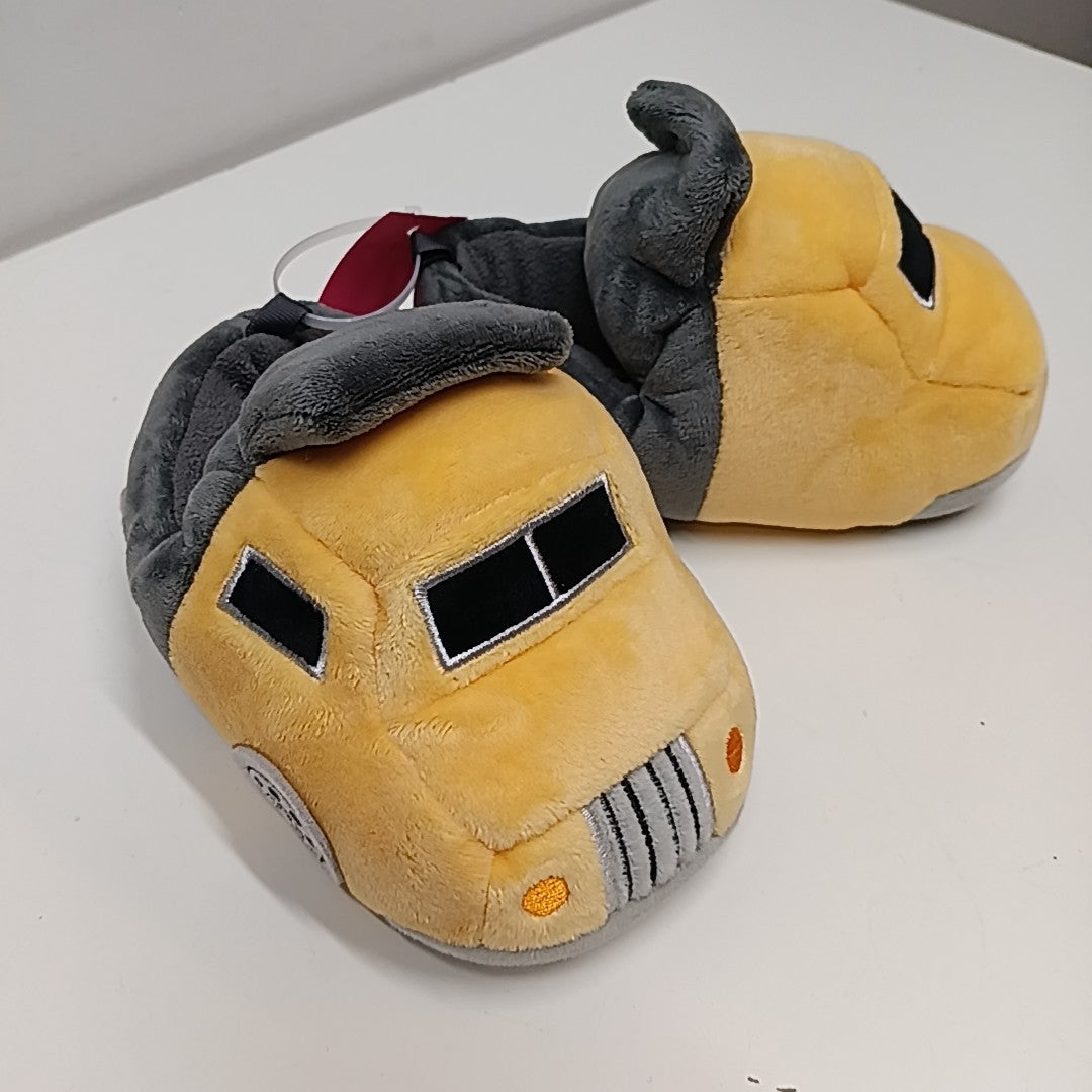 Carter's 9/10 Slippers