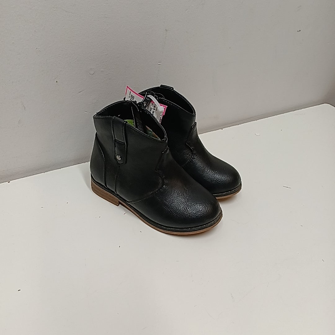Cat & Jack 8C Boots