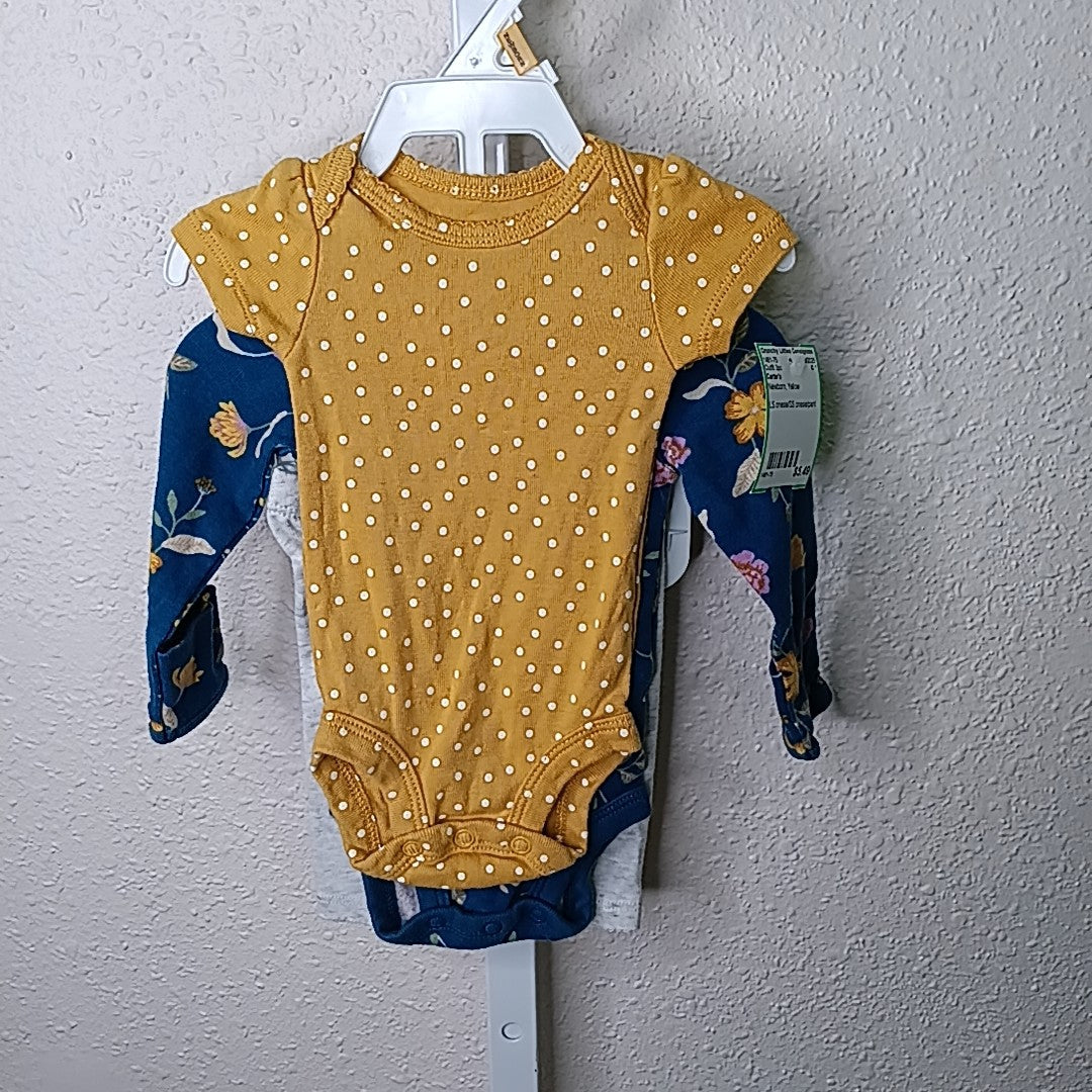 Carter's Newborn Outfit 3pc
