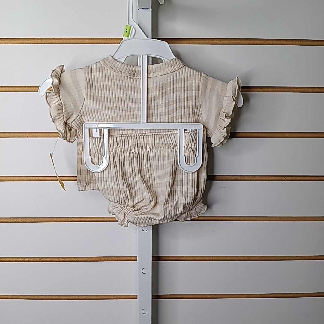 Cat & Jack Newborn Outfit 2pc