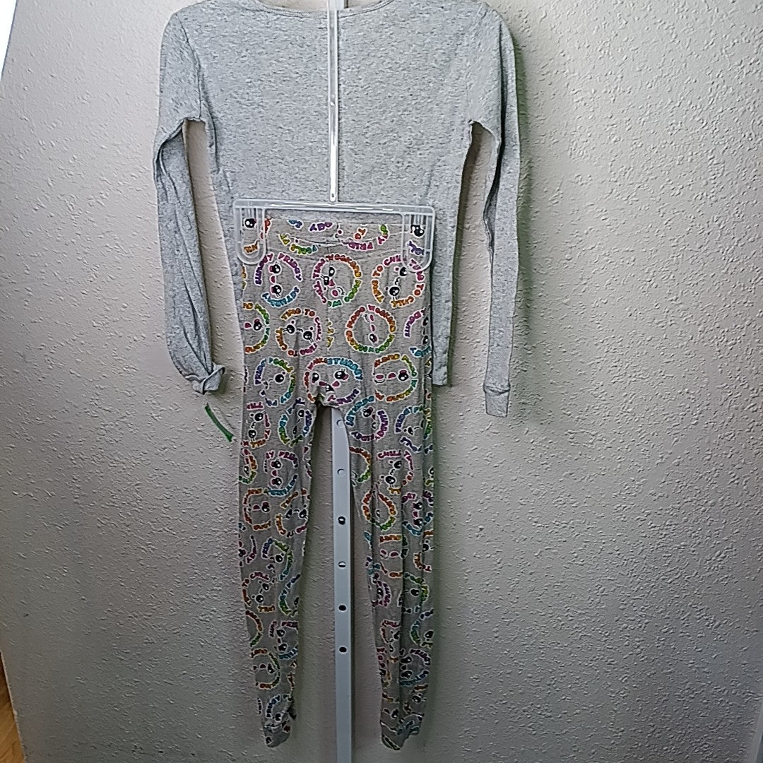 Children's Place 12 Pajamas 2pc