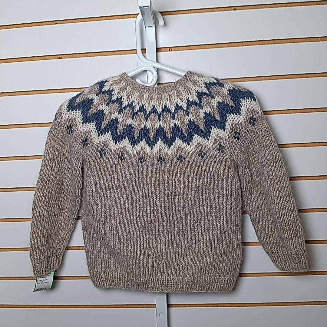 4 Sweater/Sweatshirt
