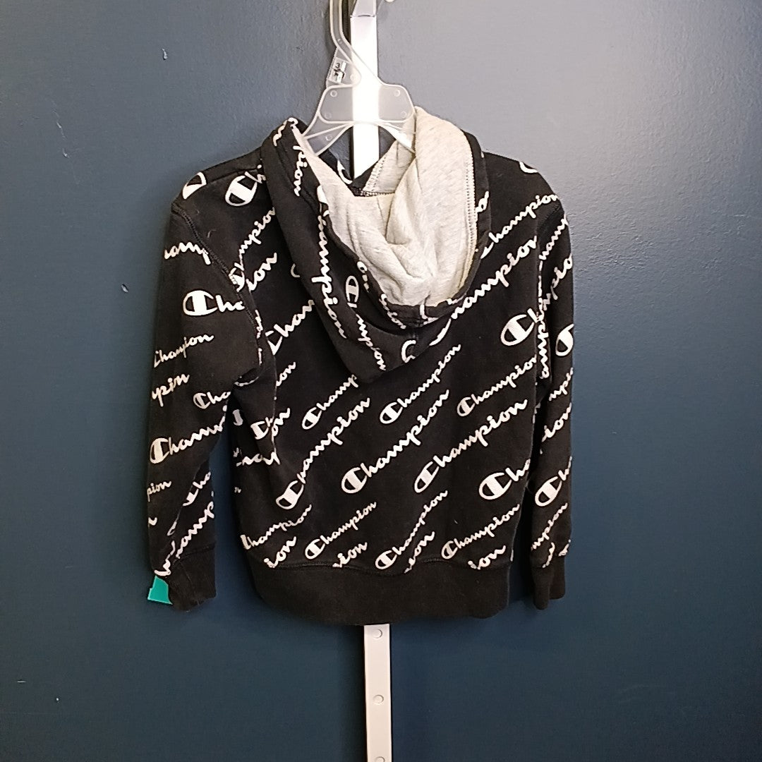 Champion 6 Sweater/Sweatshirt