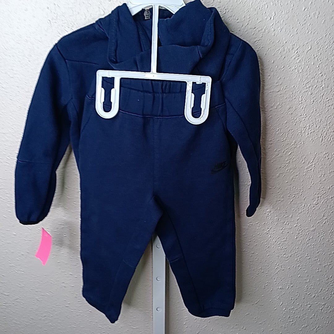 Nike 24 Months Outfit 2pc