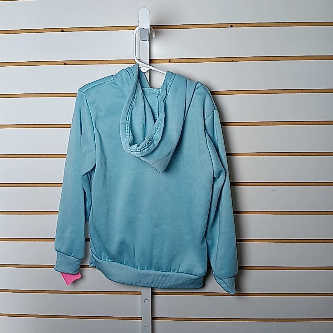6 Sweater/Sweatshirt