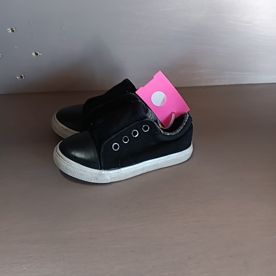 Cat & Jack 8C Tennis Shoes