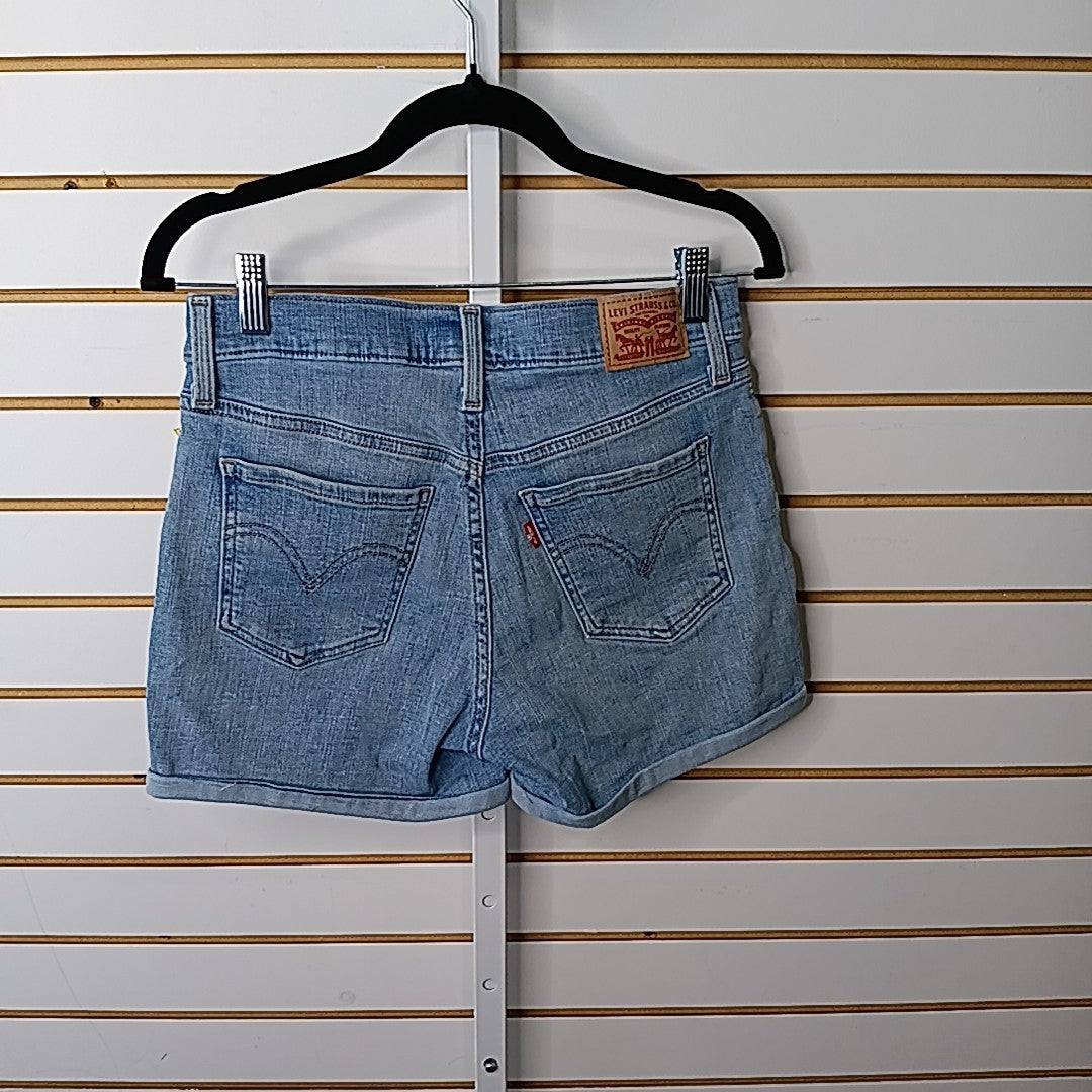 Levi Strauss 28 Shorts