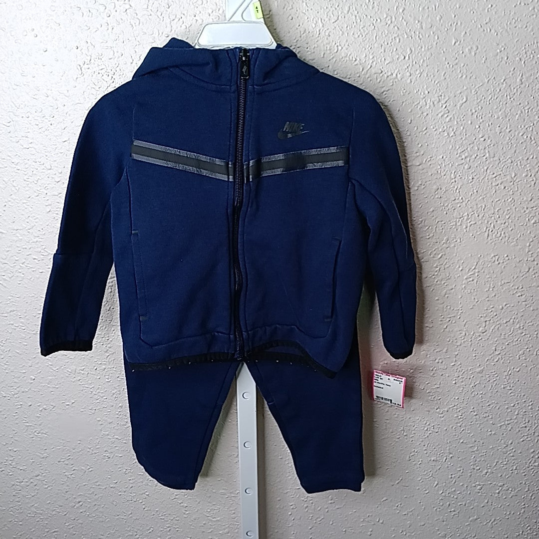 Nike 24 Months Outfit 2pc