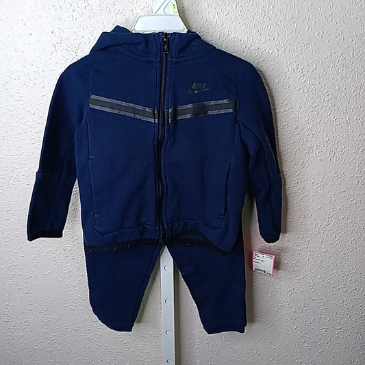 Nike 24 Months Outfit 2pc