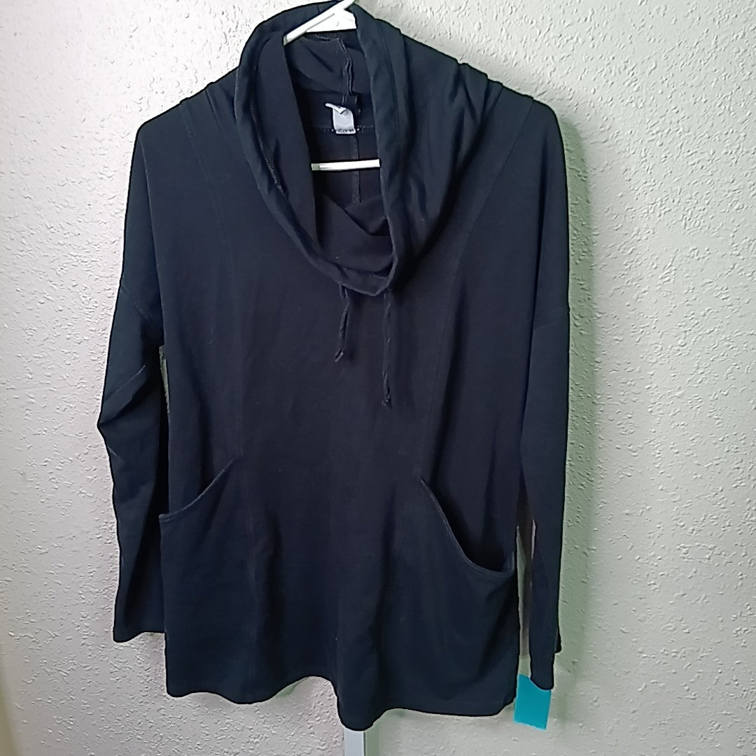 Old Navy Size S MAT Shirt