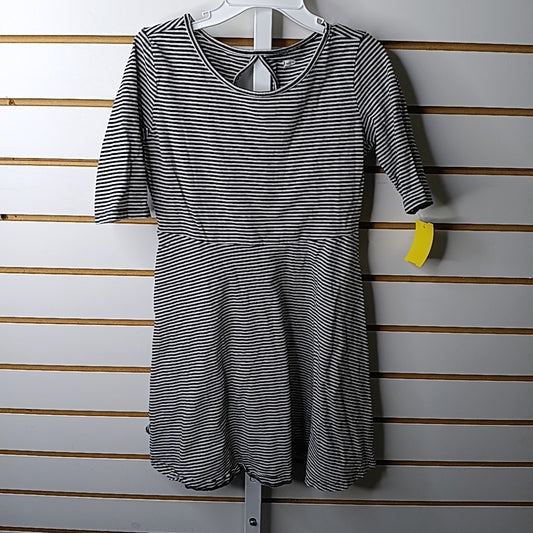 Old Navy 6/7 Dress
