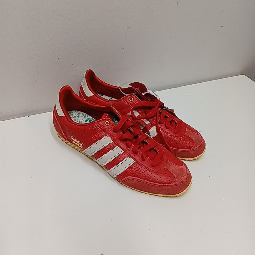 Adidas 8.5 Sneakers