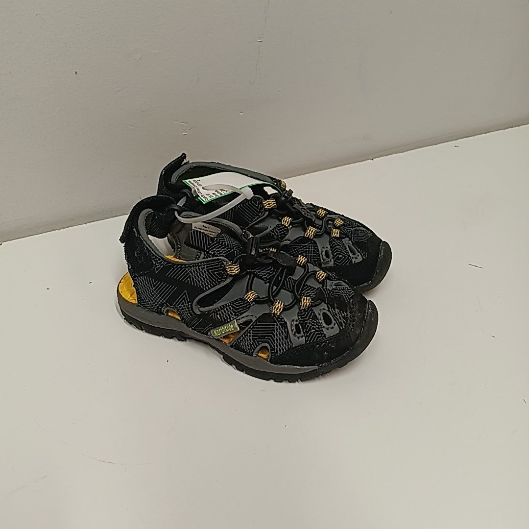 Northside 7C Sandals