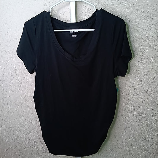 Old Navy Size L MAT Shirt