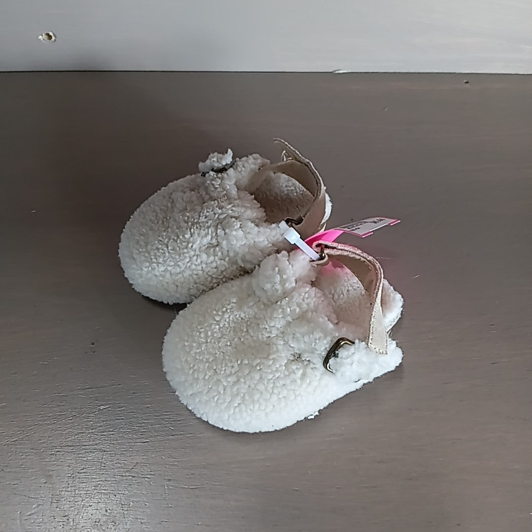Baby Gap 12-18 Months Crib Shoes