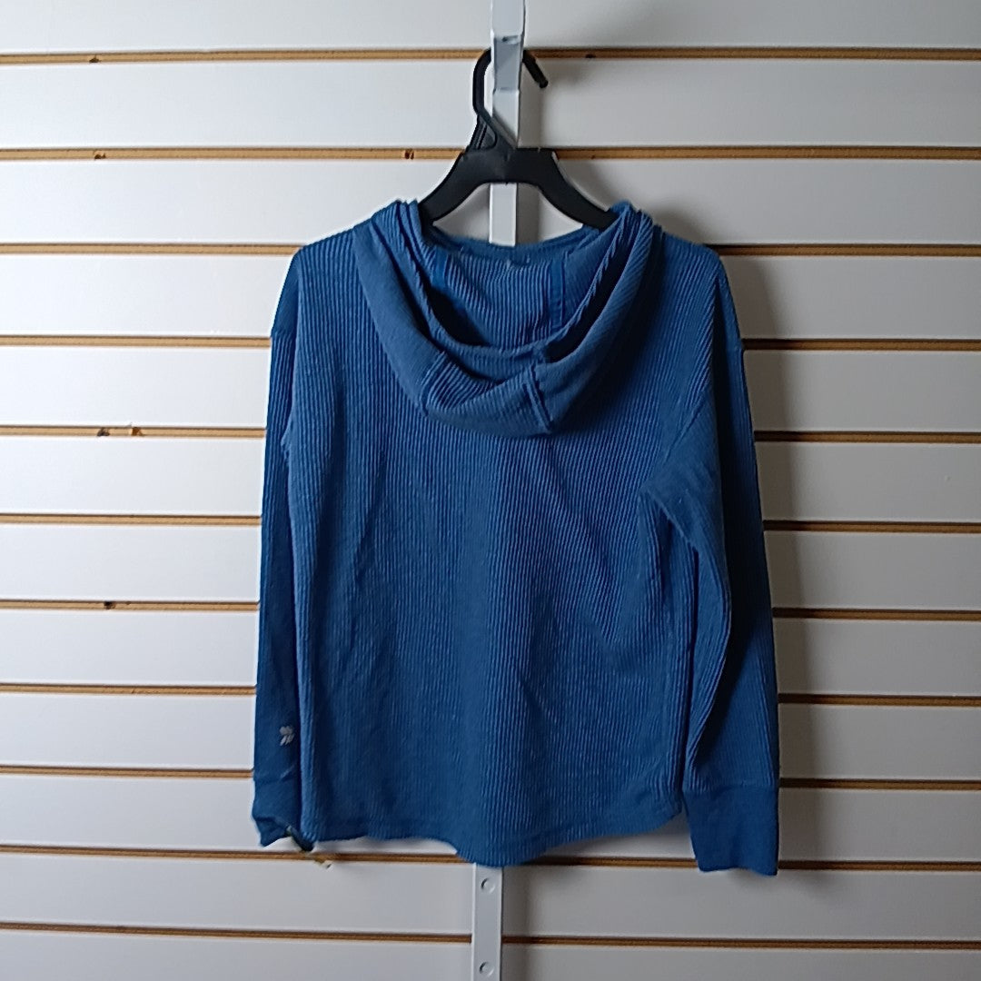 All In Motion 6/7 Shirt