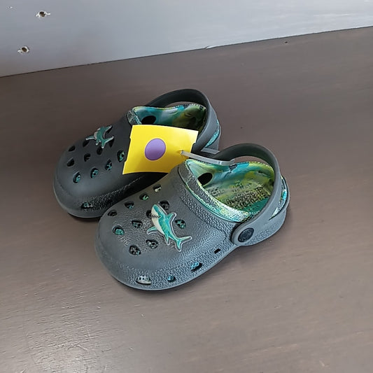 7C Sandals