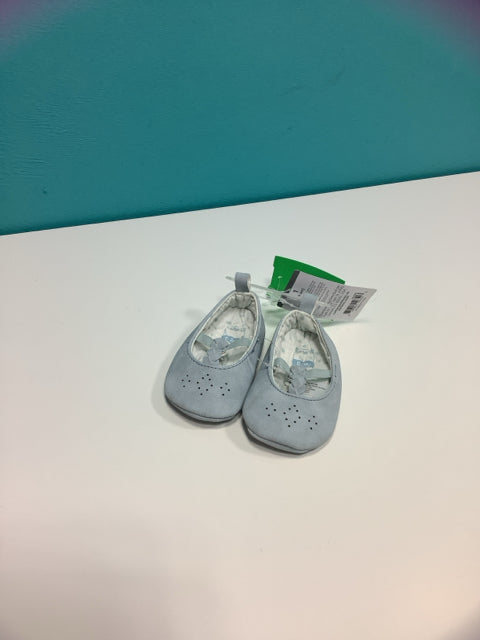 Carter's 0-3 Months Crib Shoes