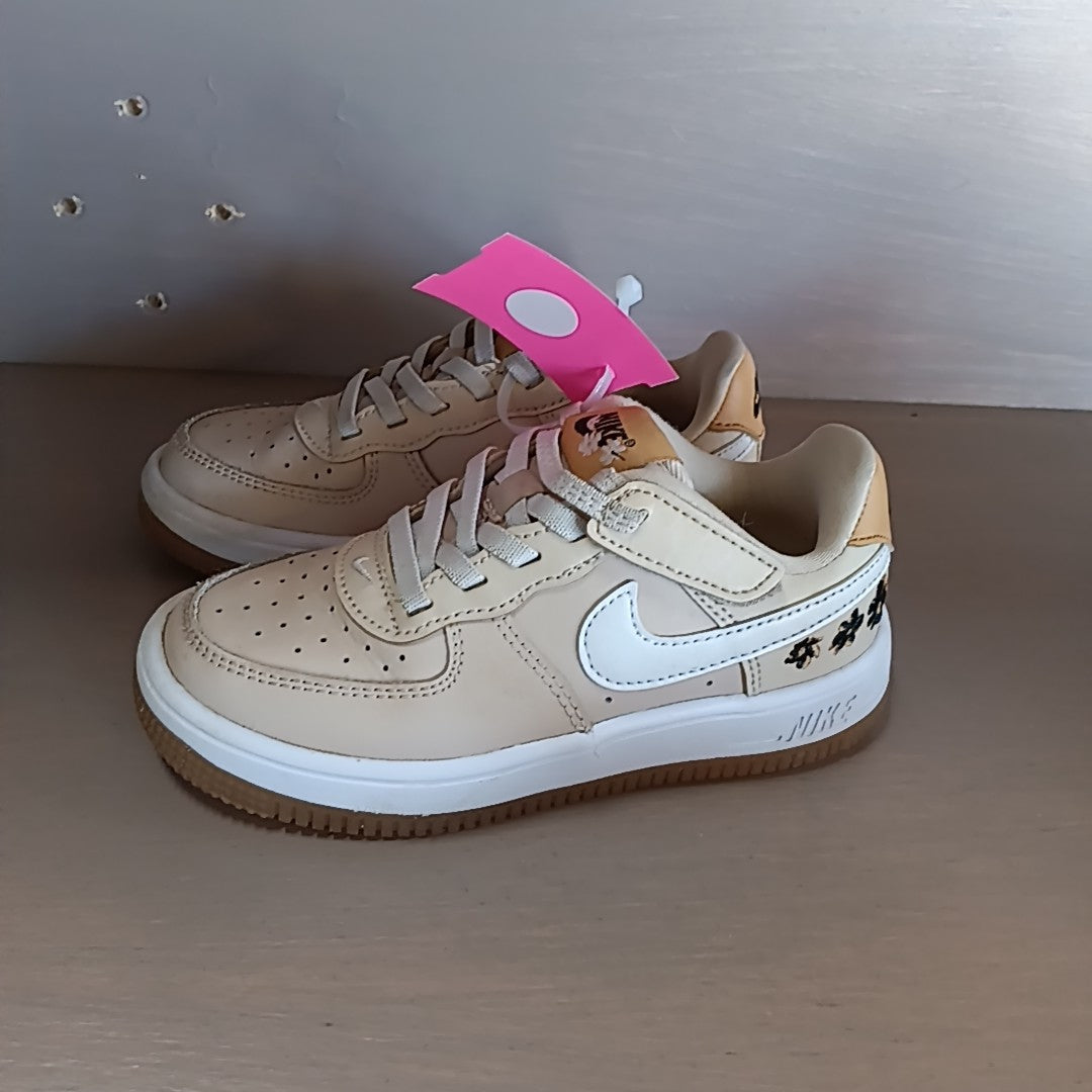 Nike 11C Tennis Shoes