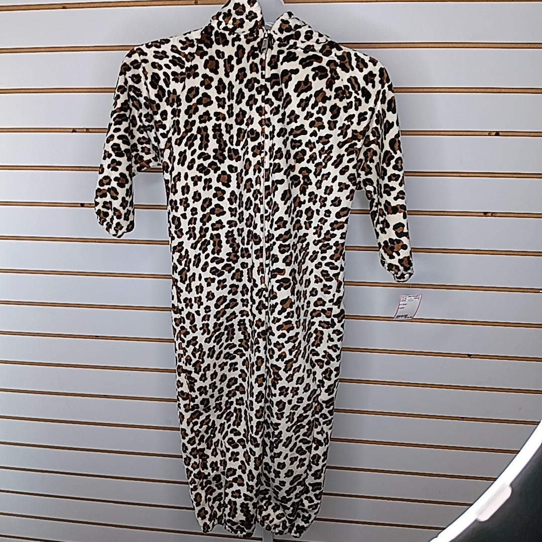 3-5 Costume