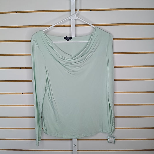 Gap Size S MAT Shirt