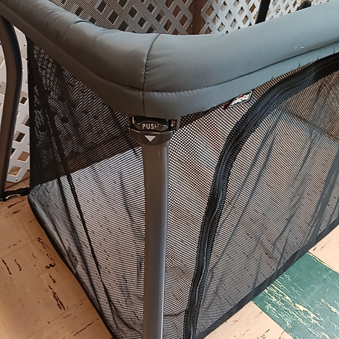 Chicco Play Pen