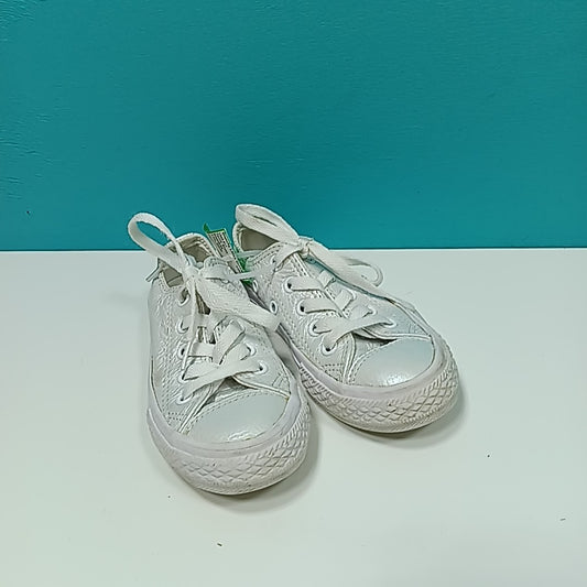 Converse 11C Tennis Shoes