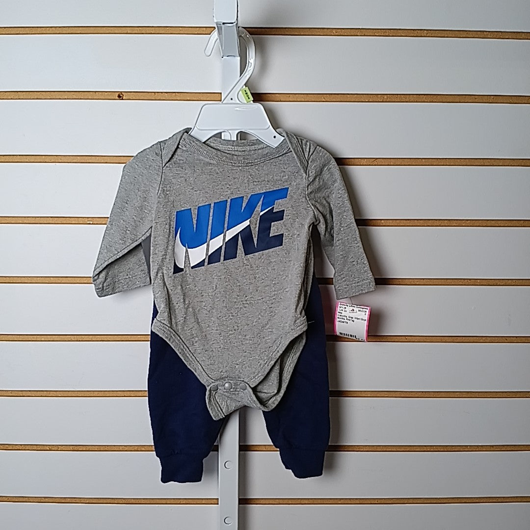 Nike 3 Months Outfit 2pc