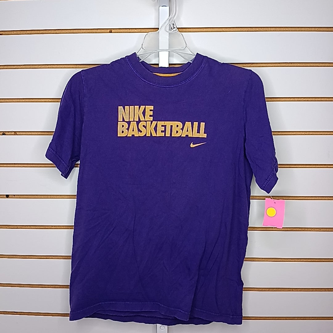 Nike L Shirt