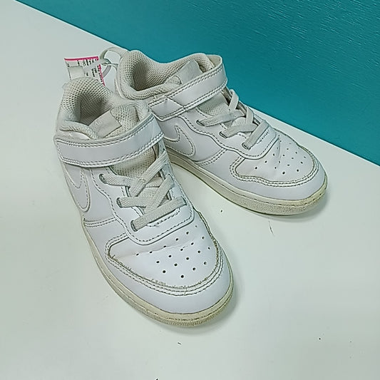 Nike 10C Tennis Shoes
