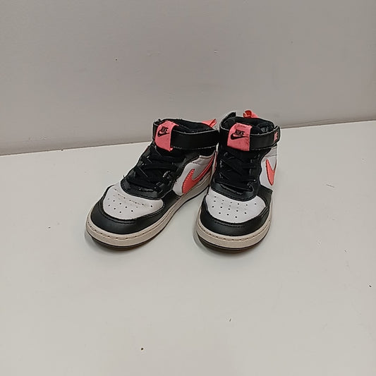 Nike 10C Tennis Shoes